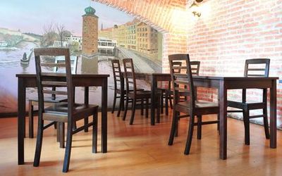 Uvodní text kategorie drevěné jídelní  stoly 2