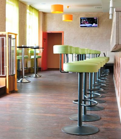 Uvodní text podkategorie kovoé barové židle -1